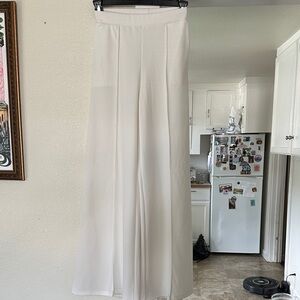 White trousers wide leg. Size small.